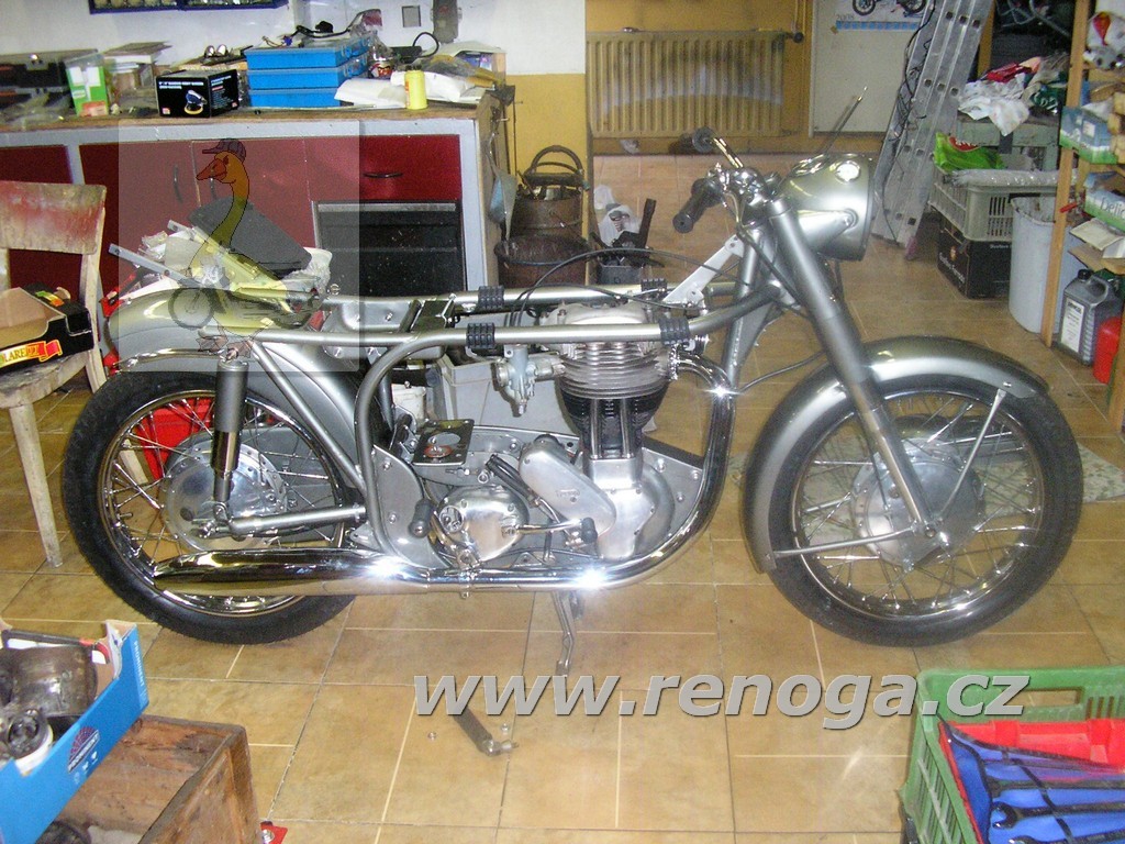 Norton ES 2 R 100