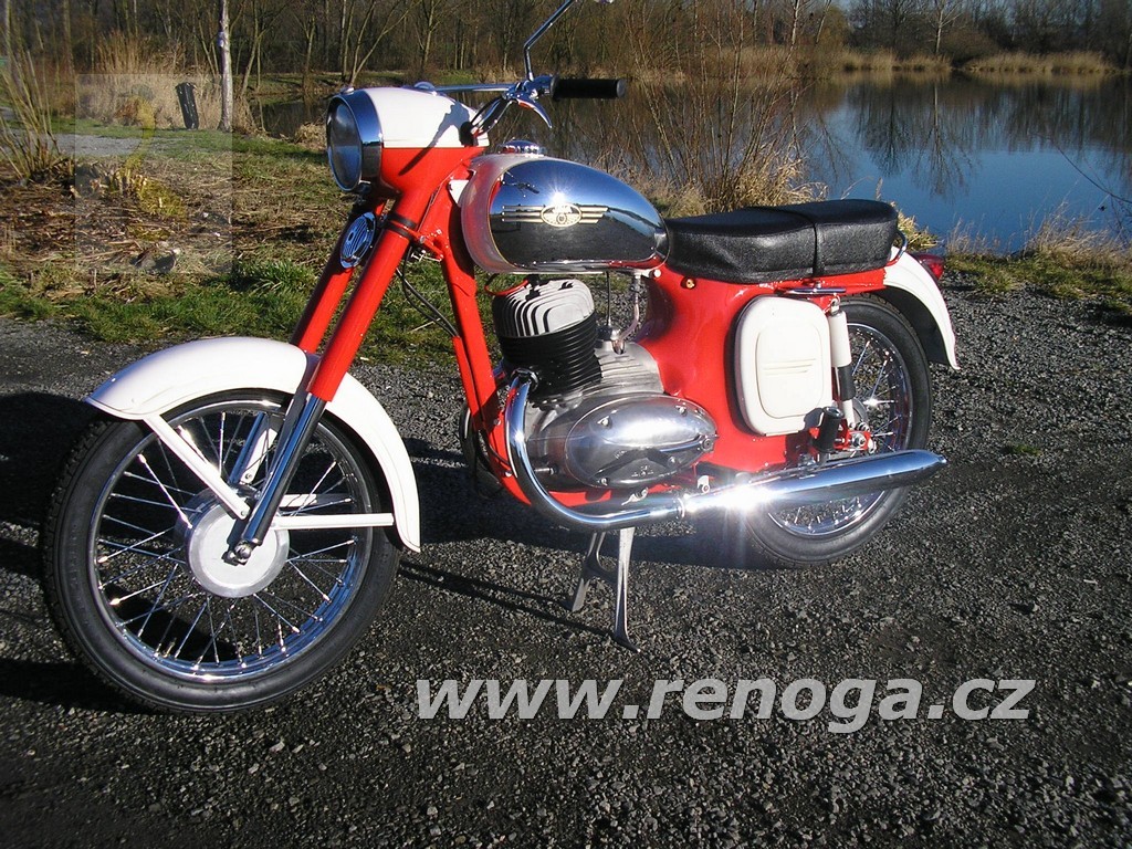 Jawa 250 590 D 22